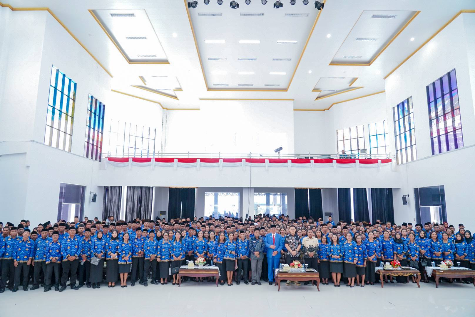 Serahkan SK 428 PPPK Tahap I, Ini Pesan Bupati Malra