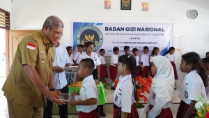 Bupati Resmikan Peluncuran MBG di SD Vatwahan