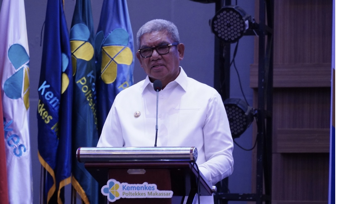 Tingkatkan SDM Kesehatan, Pemkab Malra Sukses Sekolahkan Puluhan Bidan