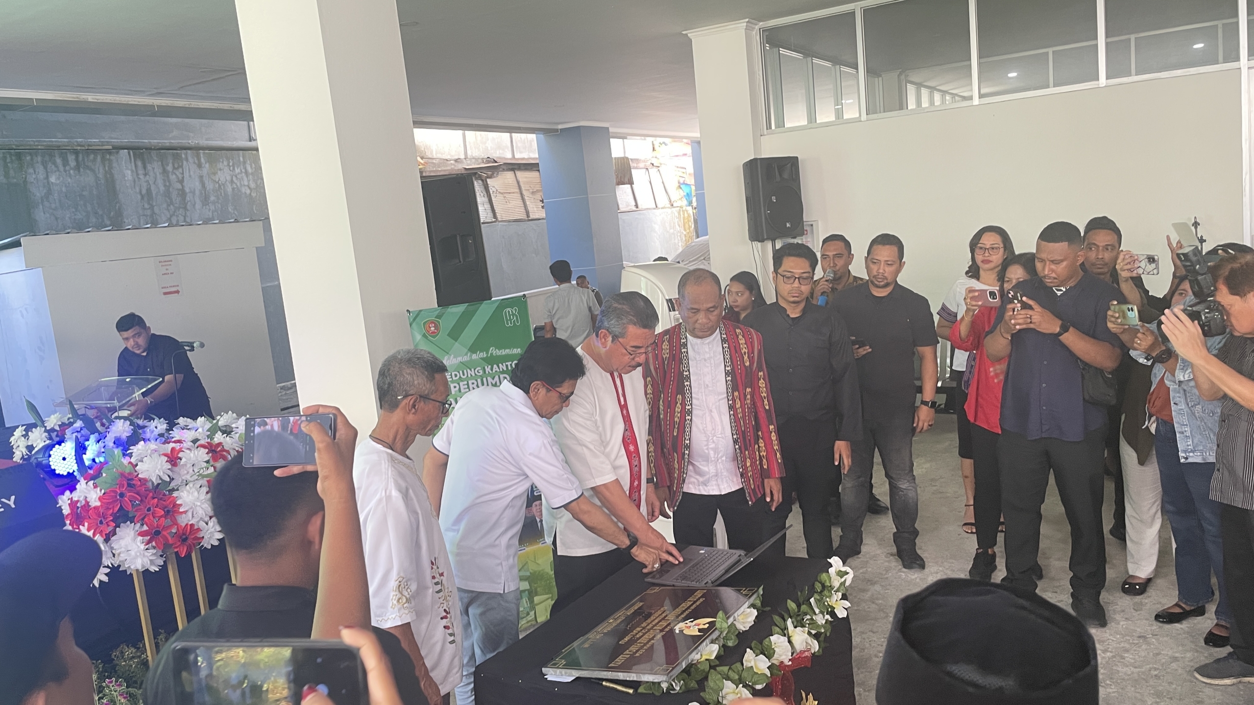 Resmikan Kantor Panca Karya, Ini Pesan Gubernur Maluku