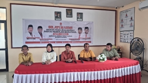 Hadir dengan Hati, PKS Kota Ambon Temui dan Ringankan Beban Warga Negeri Waeheru