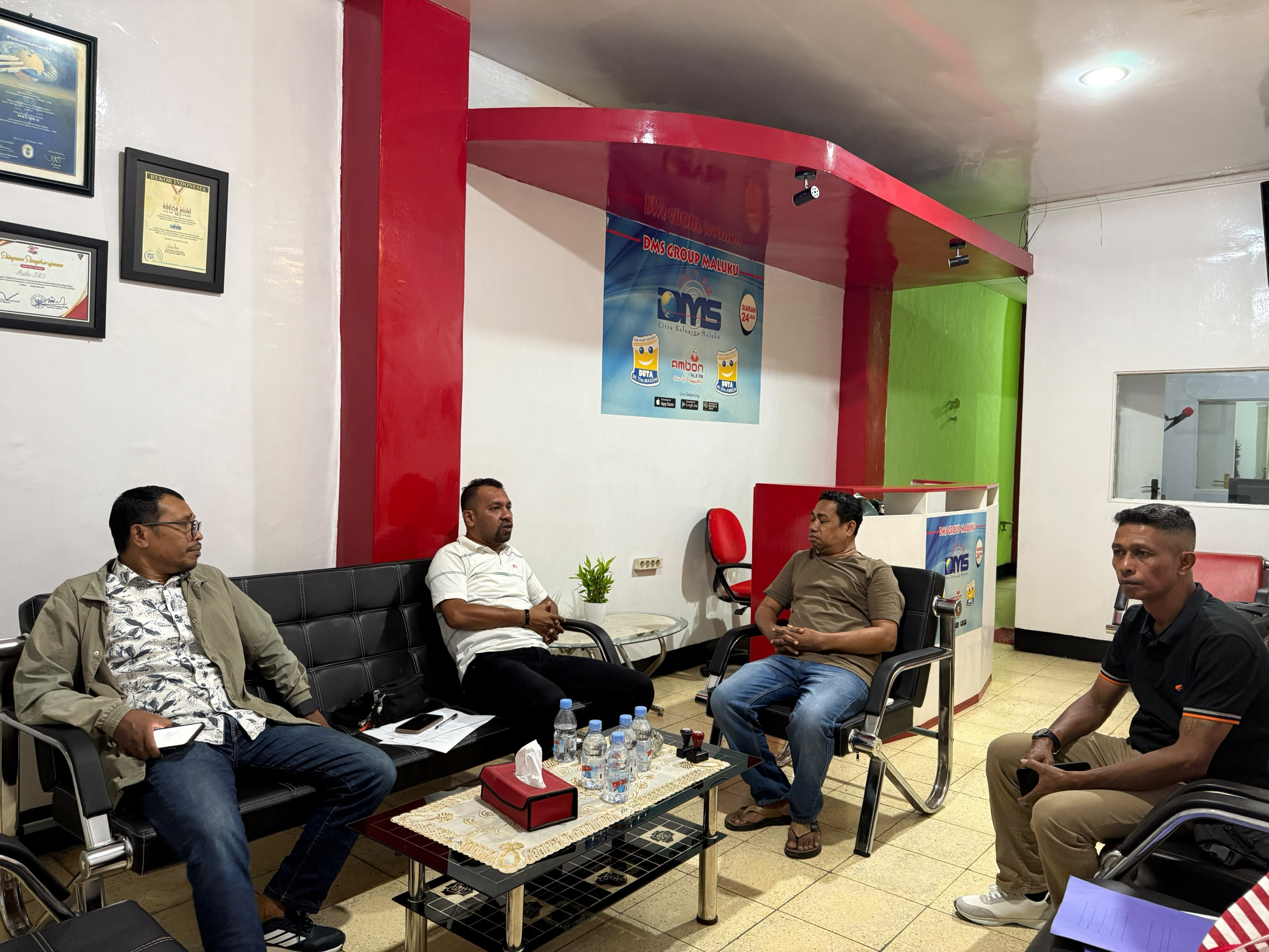 “KPID Maluku Gelar Monitoring: Ungkap Fenomena TV-Radio Gulung Tikar hingga Masalah Kesejahteraan SDM”
