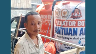 Kekeringan Panjang di SBT, Kehadiran Tangki Air Senator Boy Latuconsina Jadi Penyelamat Warga