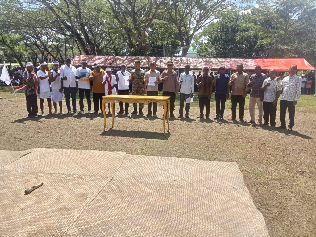 Prosesi Adat Urlima Akhiri Konflik Kalar-Kalar dan Salarem, Bupati Aru: Jangan Lagi Terprovokasi