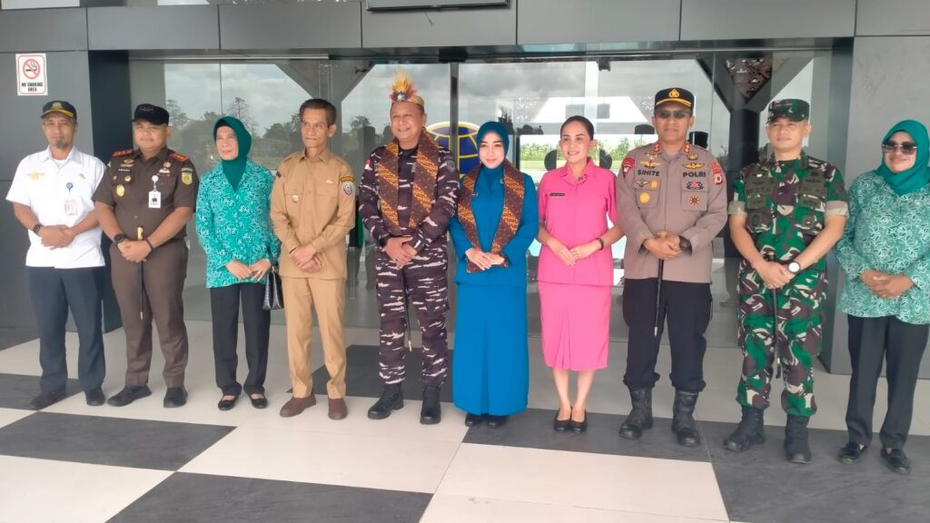 Wabup Kepulauan Aru Sambut Danlanal Baru, Perkuat Sinergi TNI AL dan Pemda